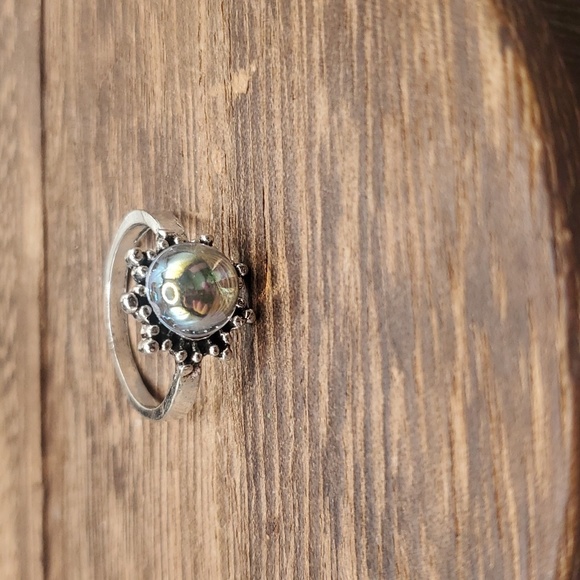 Size 7 R375 - Picture 1 of 2